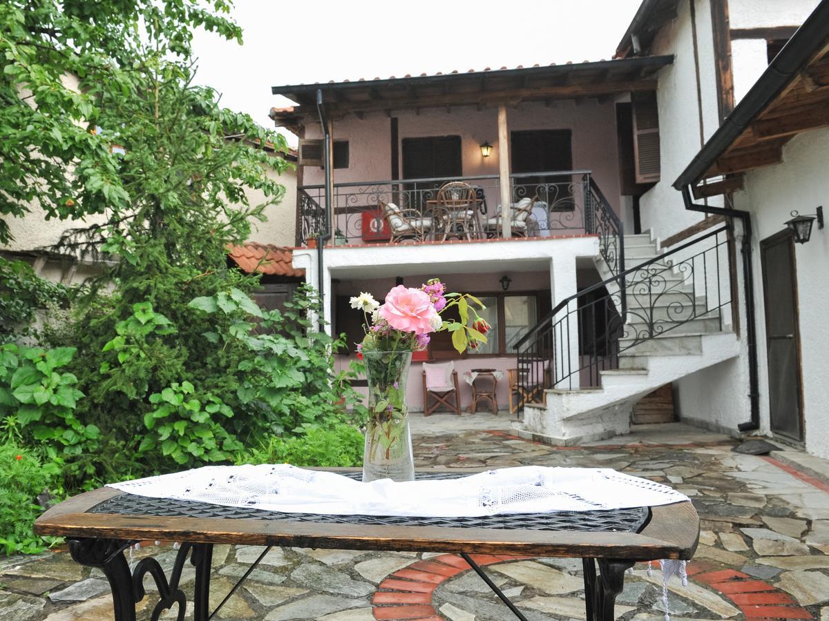 Guesthouse Xenios Zeus Stavroupoli Eksteriør billede