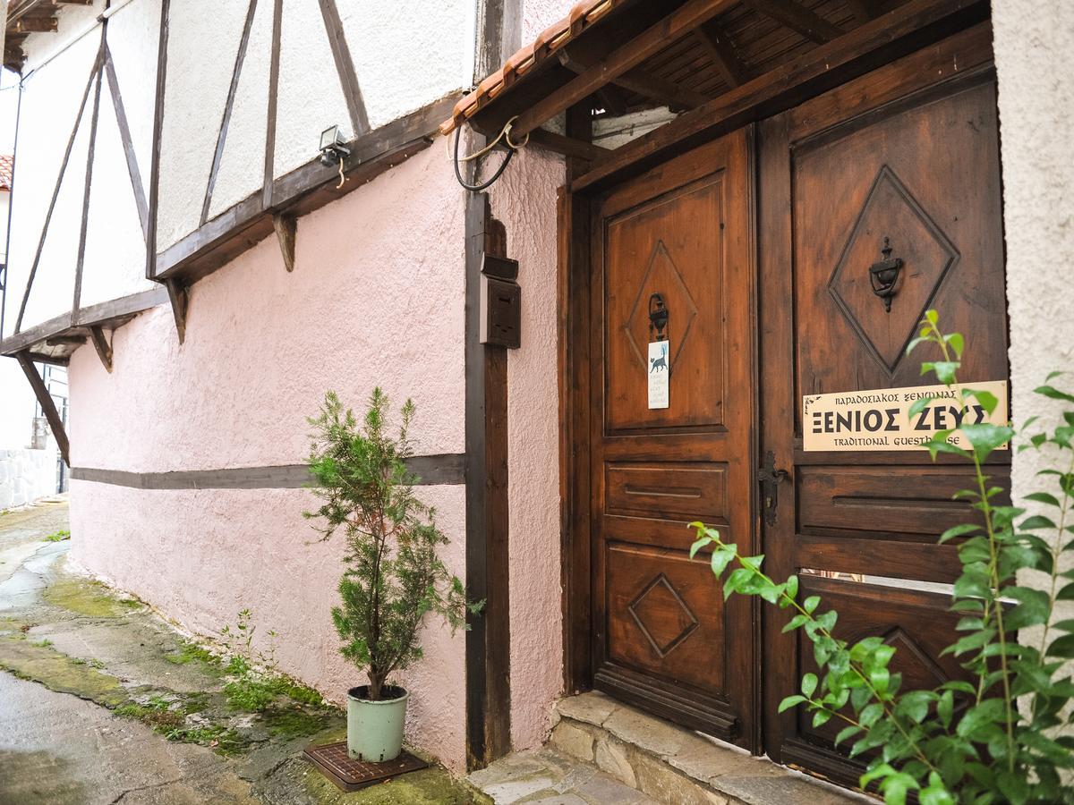 Guesthouse Xenios Zeus Stavroupoli Eksteriør billede