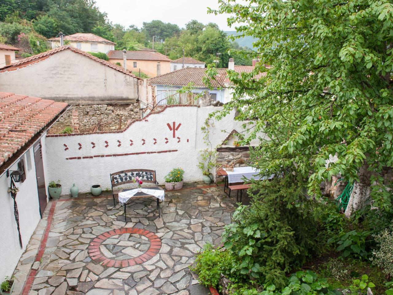 Guesthouse Xenios Zeus Stavroupoli Eksteriør billede