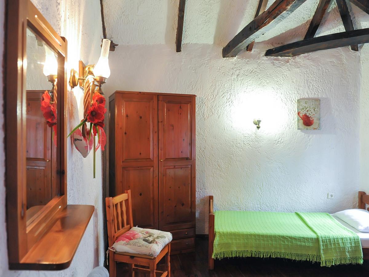 Guesthouse Xenios Zeus Stavroupoli Eksteriør billede