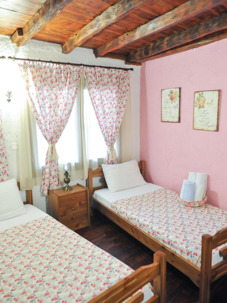 Guesthouse Xenios Zeus Stavroupoli Eksteriør billede