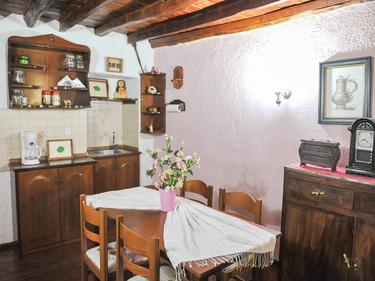 Guesthouse Xenios Zeus Stavroupoli Eksteriør billede