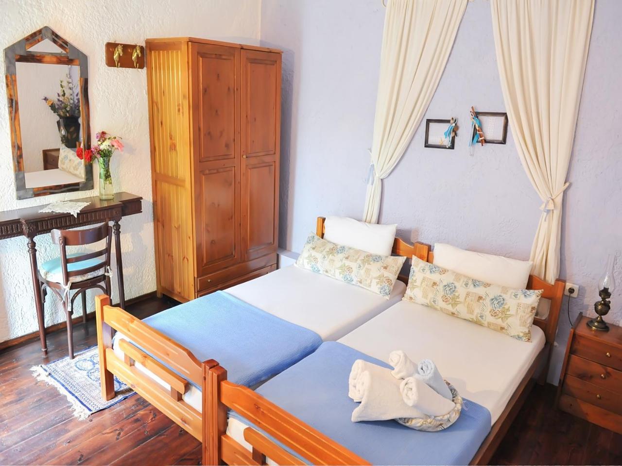 Guesthouse Xenios Zeus Stavroupoli Eksteriør billede