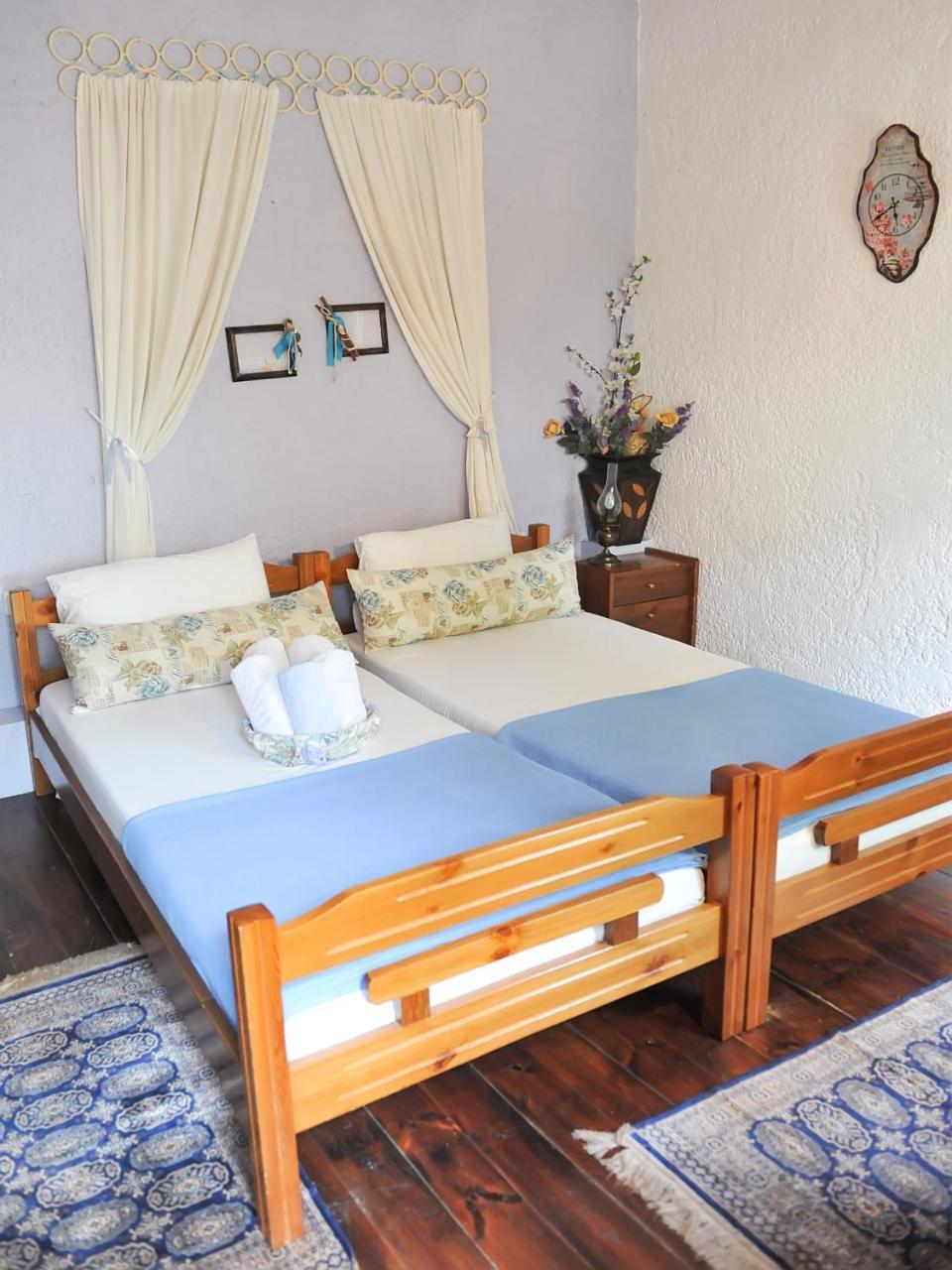 Guesthouse Xenios Zeus Stavroupoli Eksteriør billede